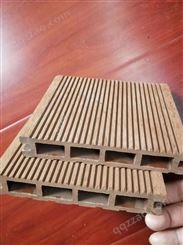 德晟塑木栈道 木塑方孔圆孔地板 实木板材 库存充足 可定尺