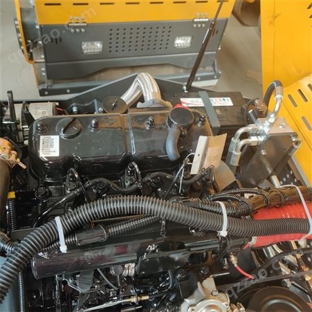 成德生产3吨双驱双震座驾式压路机  双钢轮液压振动压土机