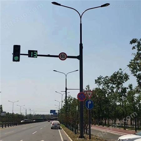 多功能综合杆交通信号灯标志牌监控杆综合杆多功能一体化路灯杆